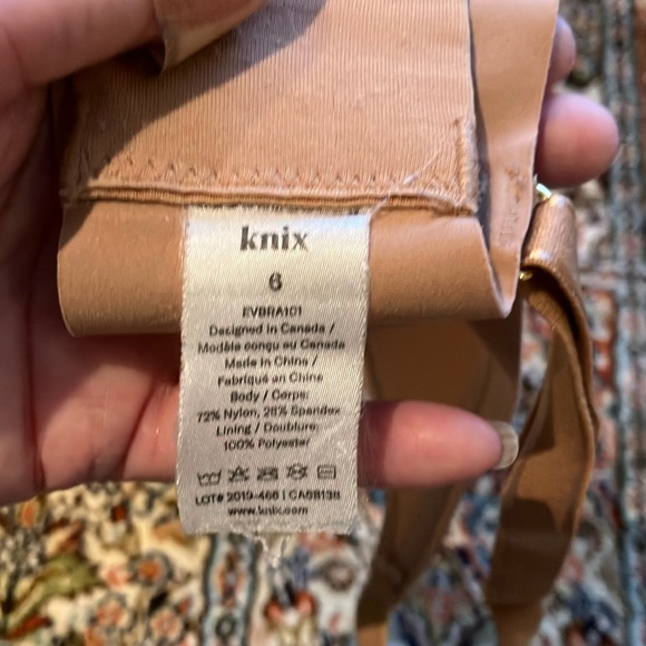 Knix Wingwoman 6 bra w/plunging neck molded cups &extra coverage. - Picture 13 of 16